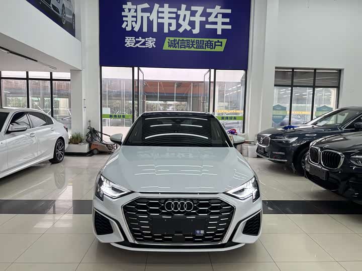 Фото 2 - Audi A3