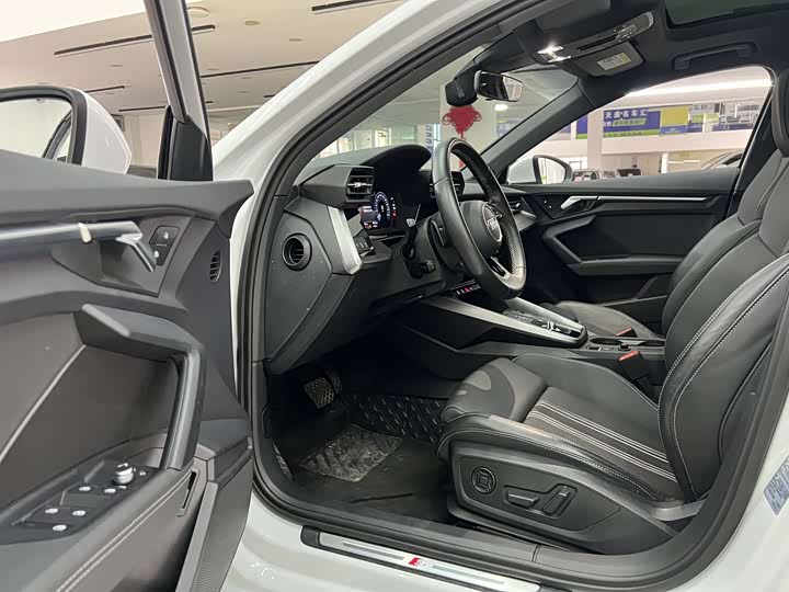 Фото 7 - Audi A3