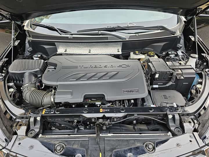 Фото 7 - Chevrolet Equinox