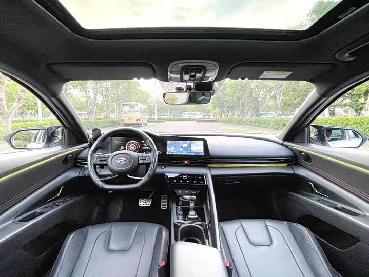 Фото 8 - Hyundai Elantra N line