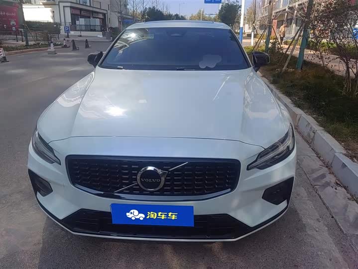 Фото 2 - Volvo S60