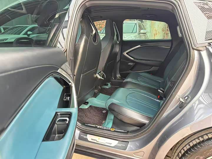 Фото 6 - MG Motor 7