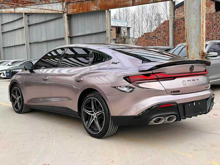 Фото 9 - MG Motor 7