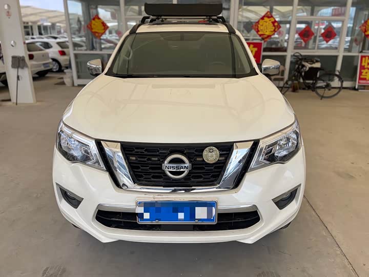 Фото 2 - Nissan Terra