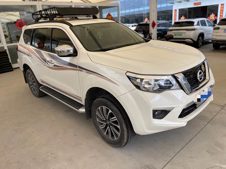 Фото 3 - Nissan Terra