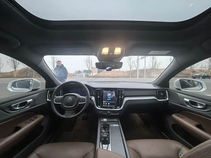 Фото 6 - Volvo S60