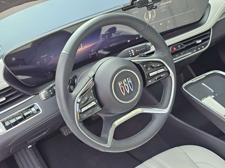 Фото 8 - Buick LaCrosse