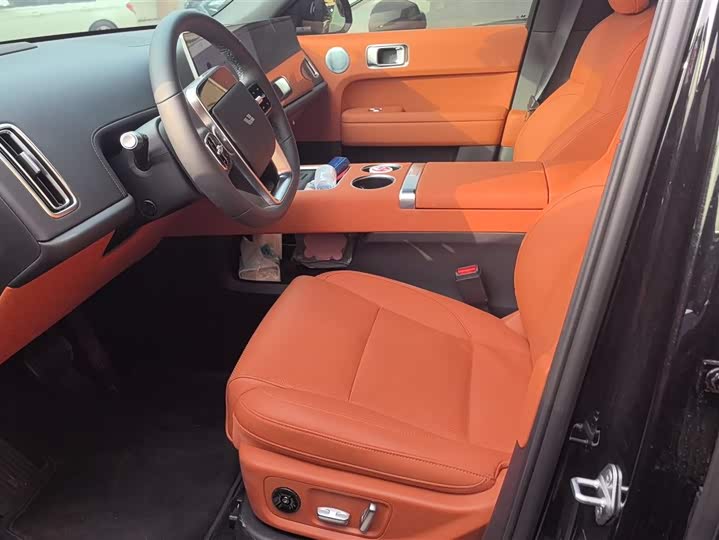 Photo 9 - LiXiang L6