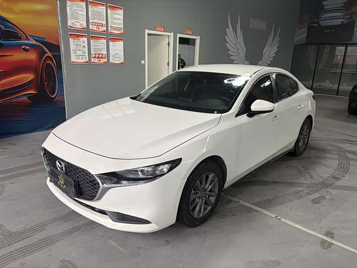 Photo 1 - Mazda 3 (Axela)