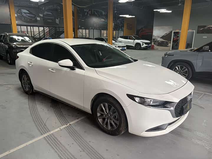 Photo 3 - Mazda 3 (Axela)