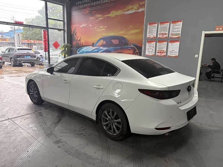 Photo 5 - Mazda 3 (Axela)