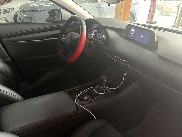 Photo 9 - Mazda 3 (Axela)