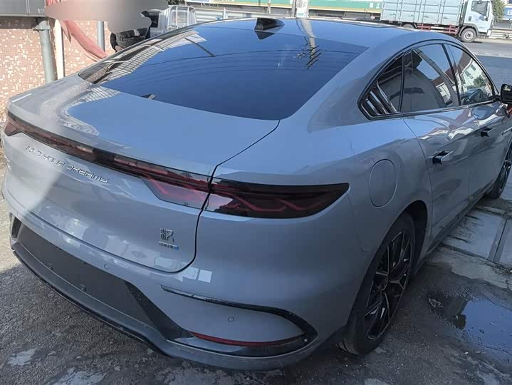 Фото 3 - BYD Han