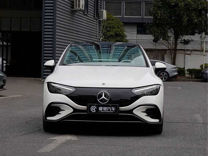 Фото 3 - Mercedes-Benz EQE