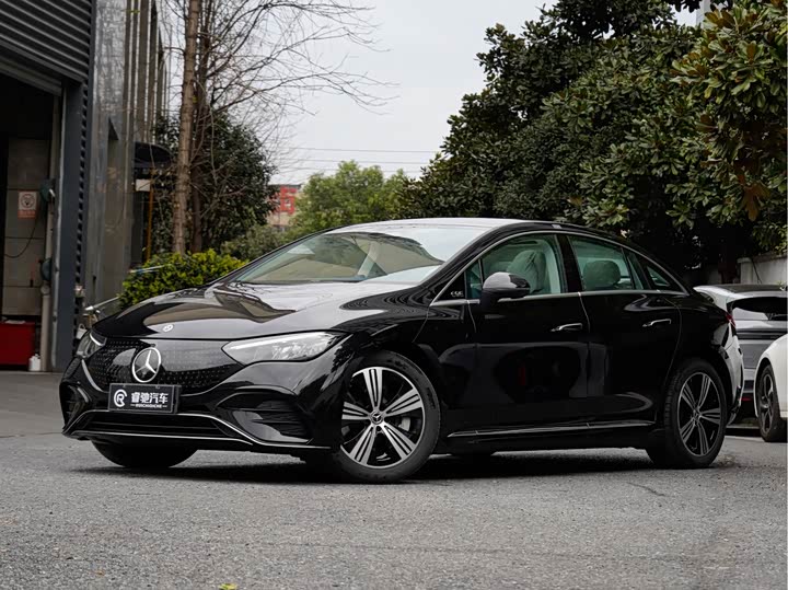 Фото 2 - Mercedes-Benz EQE