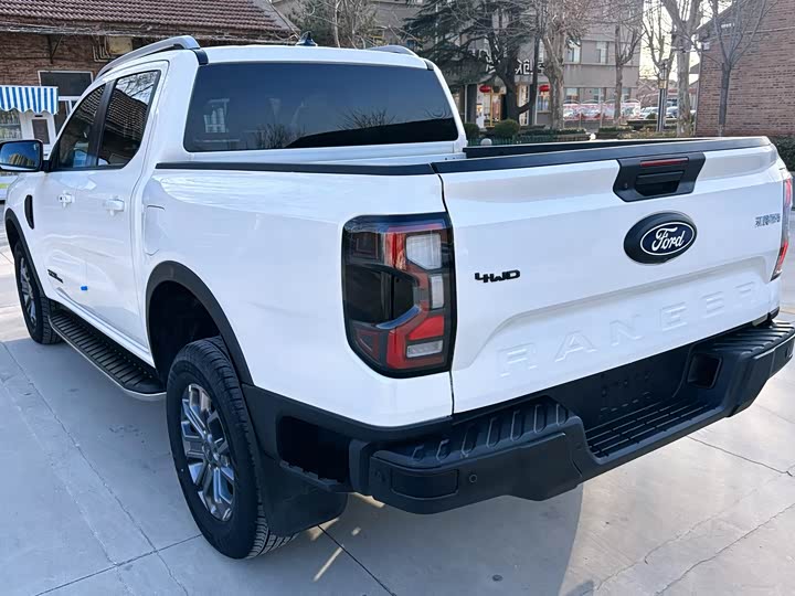 Photo 5 - Ford Ranger