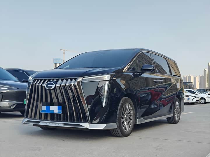 Фото 1 - GAC Trumpchi M8