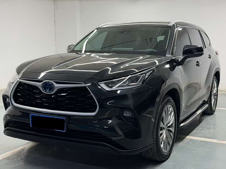 Фото 1 - Toyota Highlander