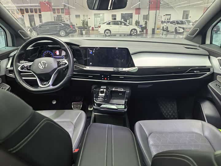 Фото 7 - Volkswagen Talagon