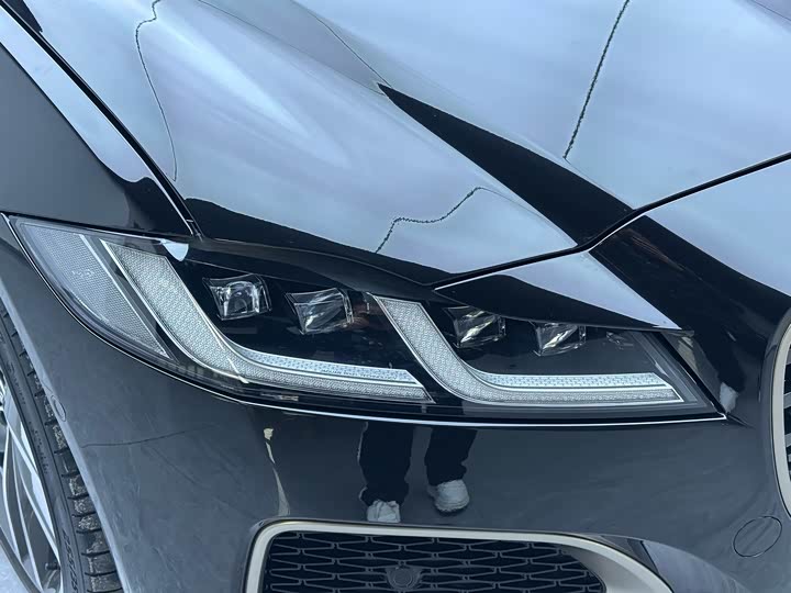 Фото 5 - Jaguar XF L