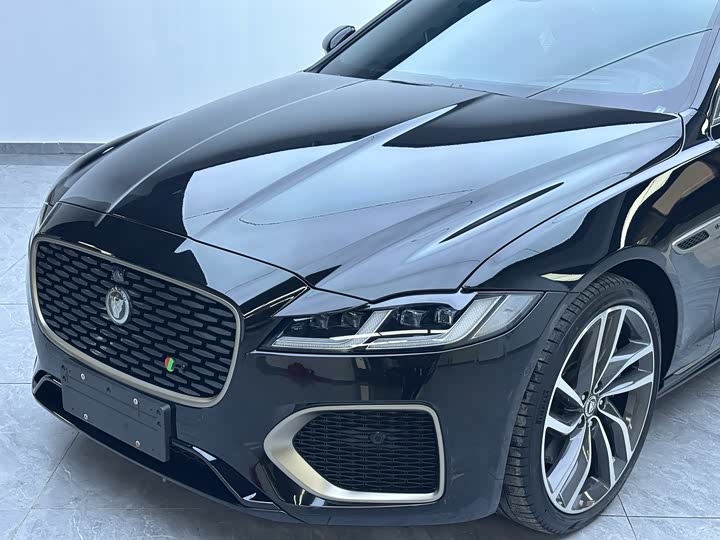 Фото 6 - Jaguar XF L