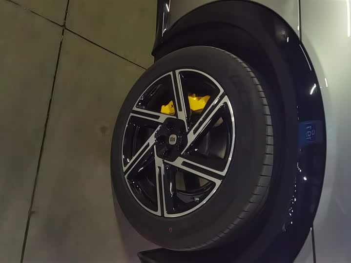 Фото 6 - Xiaomi YU7