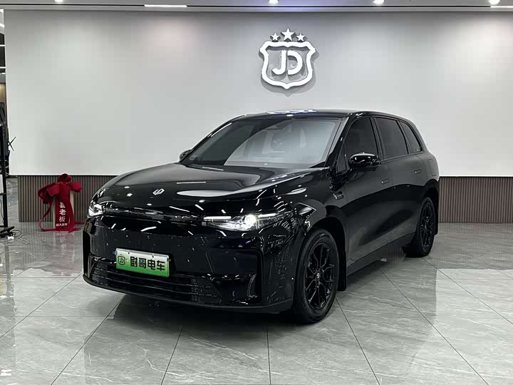 Фото 1 - Leapmotor C10