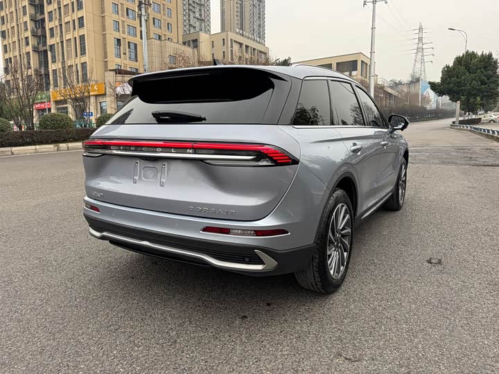 Photo 9 - Lincoln Corsair