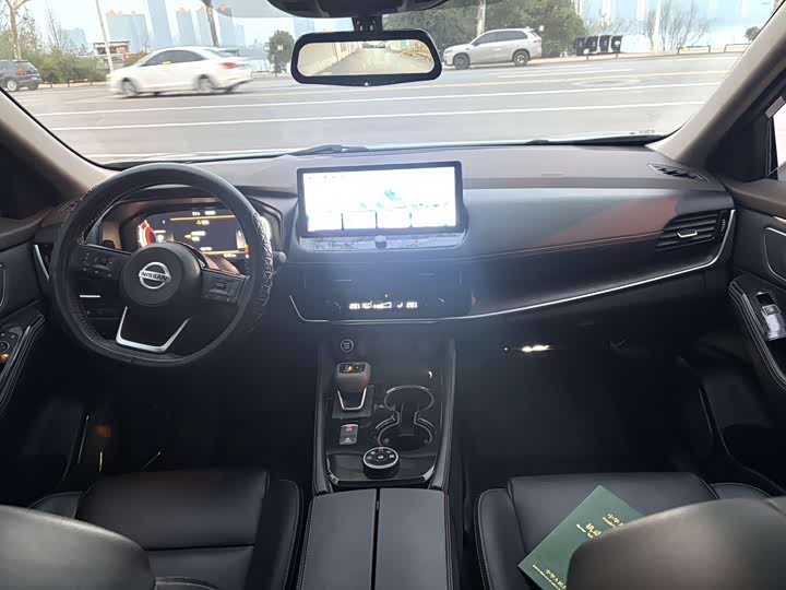 Фото 8 - Nissan X-Trail