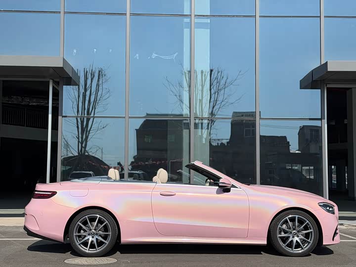 Фото 3 - Mercedes-Benz E-Class