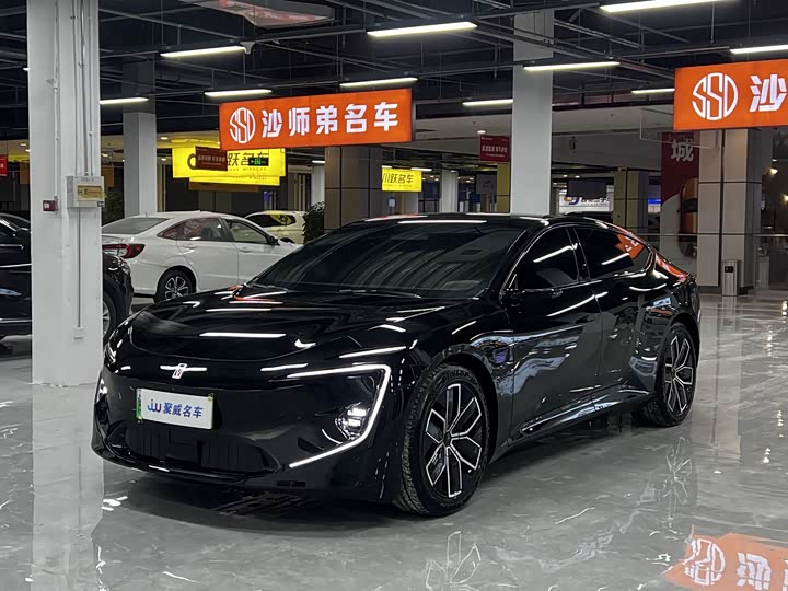 Фото 1 - Avatr 12