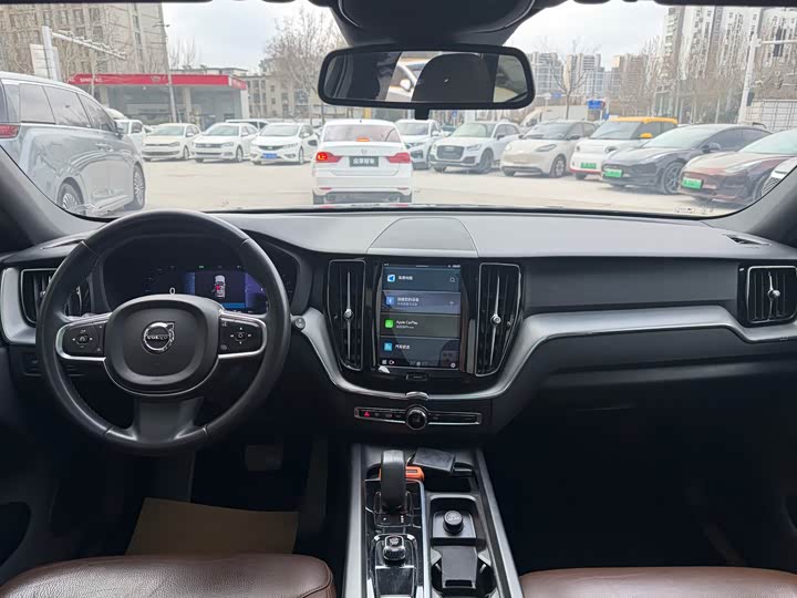 Фото 6 - Volvo XC60