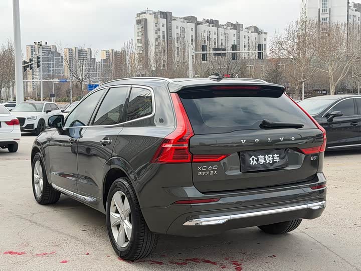 Фото 7 - Volvo XC60