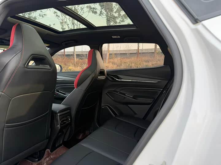 Фото 6 - Changan X5 Plus