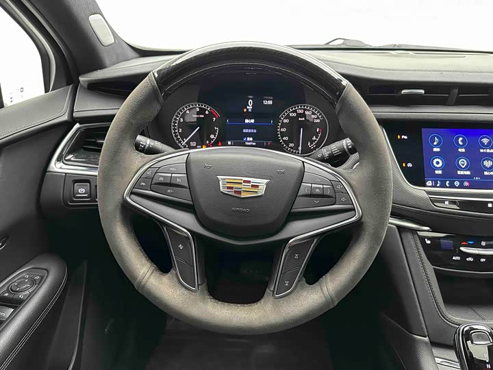 Фото 7 - Cadillac XT5