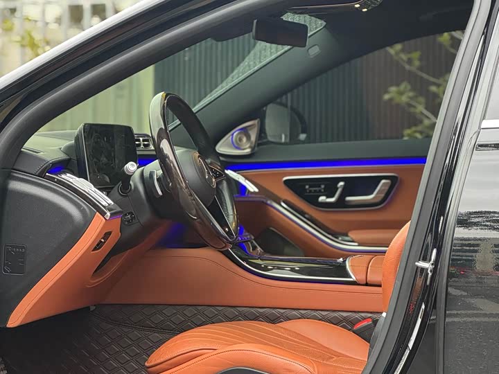 Фото 5 - Mercedes-Benz S-Class