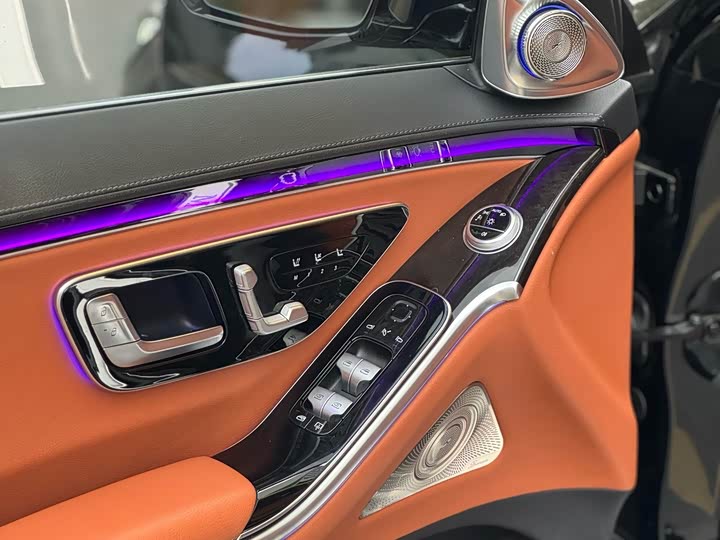 Фото 7 - Mercedes-Benz S-Class