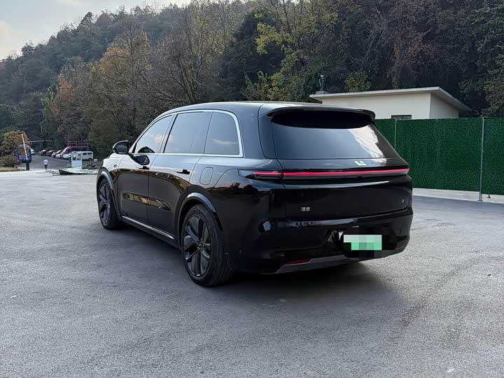 Фото 9 - LiXiang L8