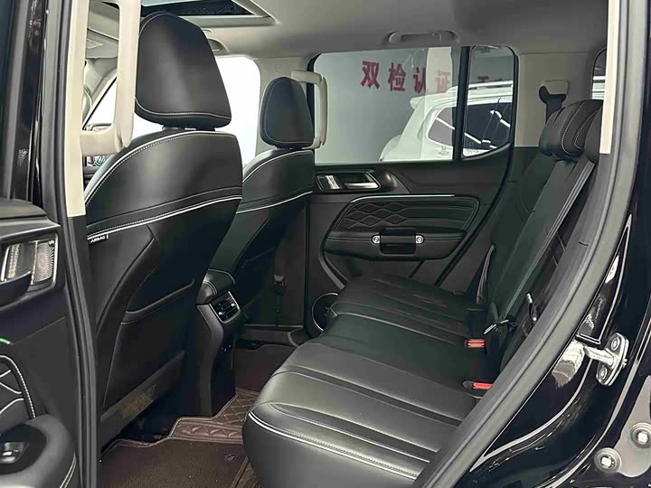 Фото 6 - Tank 300