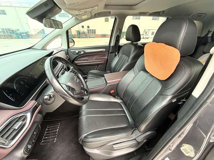 Photo 5 - GAC Trumpchi M6