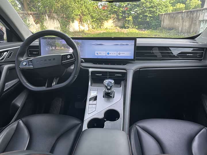 Фото 7 - Roewe RX5