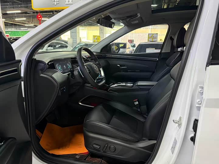 Фото 7 - Hyundai Tucson L