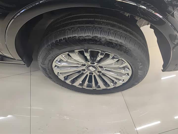 Фото 6 - Tank 500 Hybrid