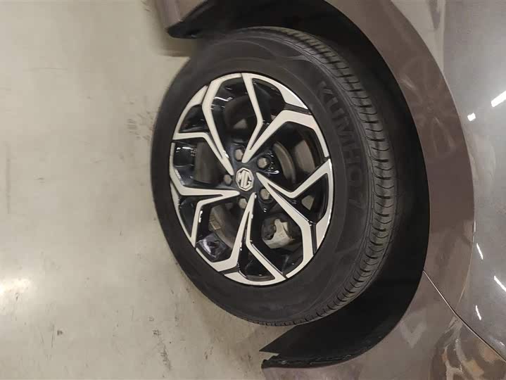 Фото 6 - MG Motor 5