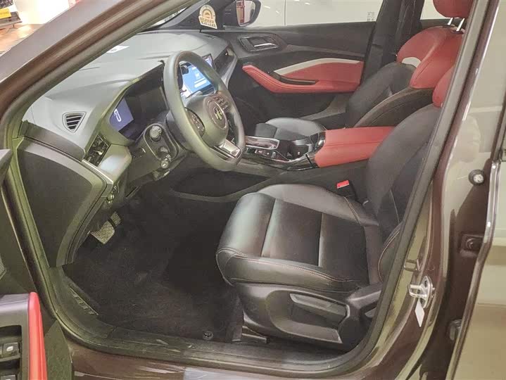 Фото 9 - MG Motor 5