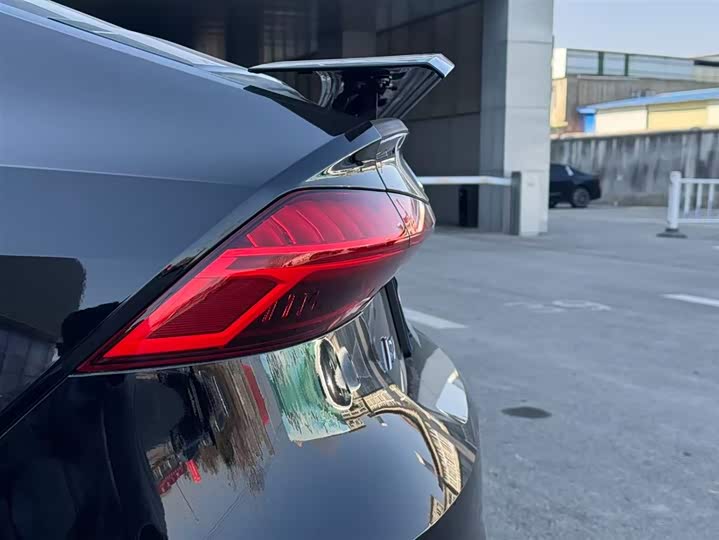 Фото 5 - Audi A7