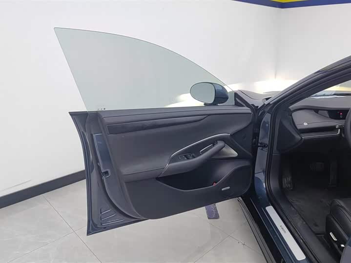 Фото 7 - Xiaomi SU7