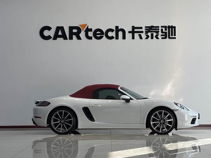 Фото 4 - Porsche 718