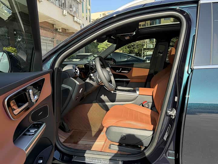 Фото 9 - Mercedes-Benz GLC-Class