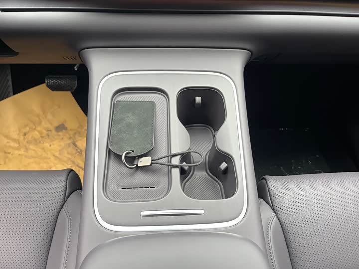 Фото 9 - Leapmotor C10